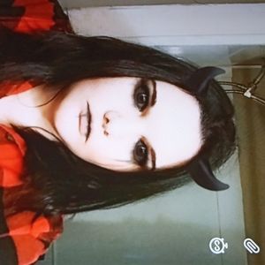 Meet your Posher, Skyla